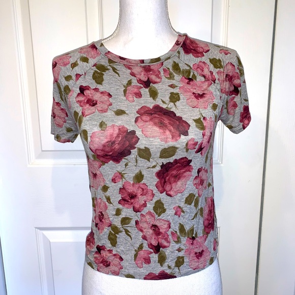 American Eagle Outfitters Tops - American Eagle soft and sexy shirt